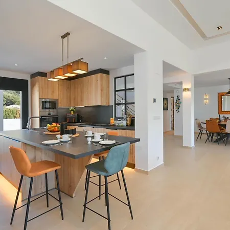 Casa Renata By Aguilarent *